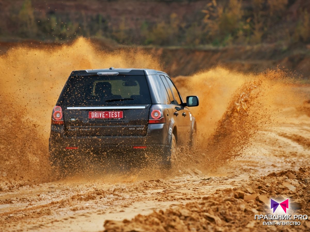 Тест драйв отзывы владельцев. Land Rover Freelander 2 на бездорожье. Фрилендер 2 на бездорожье. Land Rover Freelander 2 ралли версия. Тест драйв.